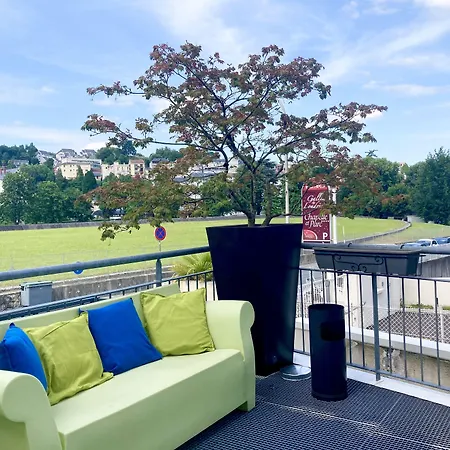 Grand De La Basilique 3*