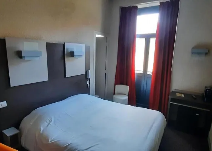 Grand De La Basilique 卢德