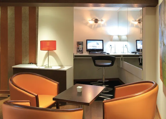 Grand De La Basilique 酒店 卢德