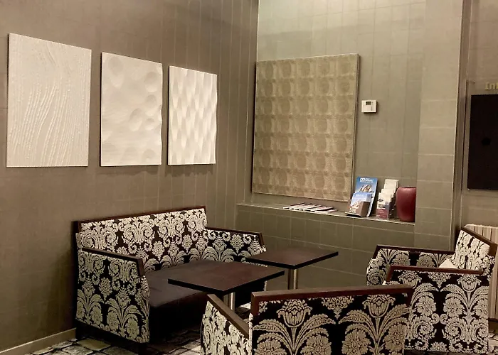 Grand De La Basilique 卢德