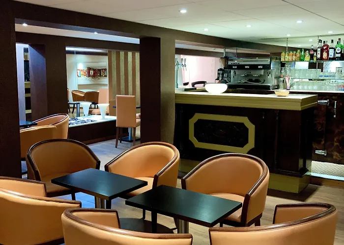 酒店 Grand De La Basilique 卢德