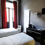 Grand De La Basilique 3* לורדה