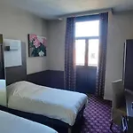מלון Grand De La Basilique 3*