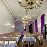 Grand De La Basilique מלון